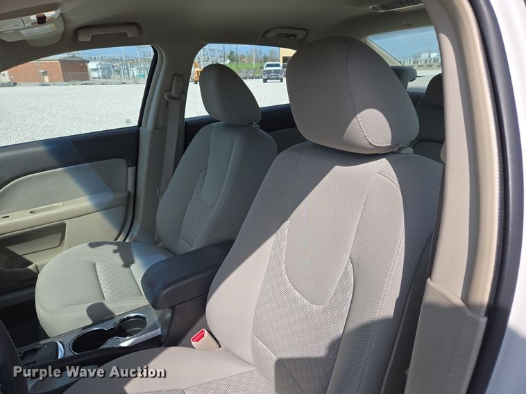 image for item EJ7426 2010 Ford Fusion SE 