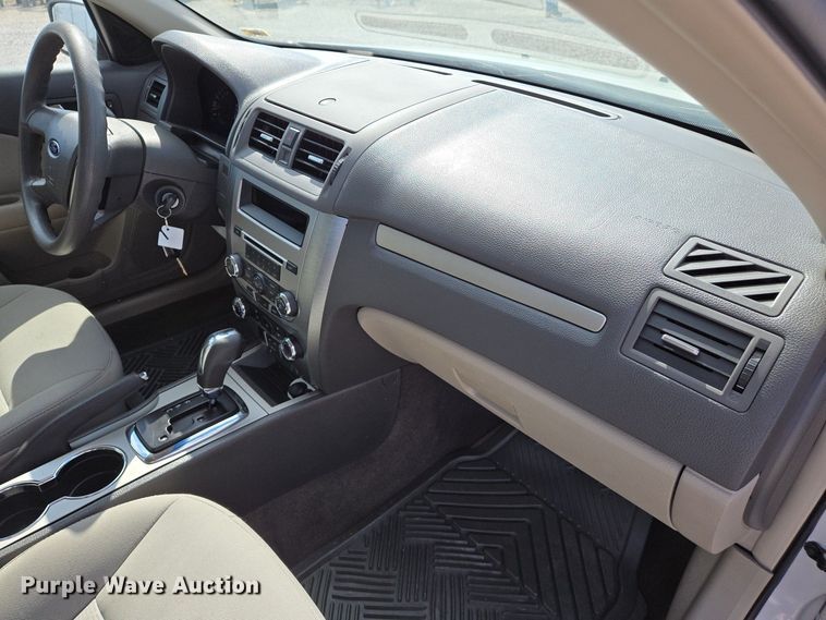 image for item EJ7426 2010 Ford Fusion SE 