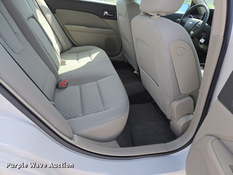 image for item EJ7426 2010 Ford Fusion SE 