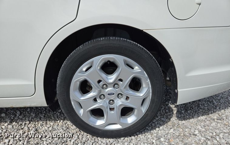image for item EJ7426 2010 Ford Fusion SE 