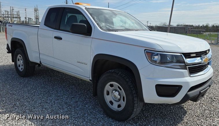 image for item EJ7427 2016 Chevrolet Colorado Ext. Cab pickup truck