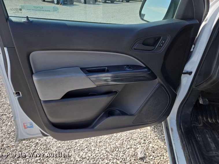 image for item EJ7427 2016 Chevrolet Colorado Ext. Cab pickup truck