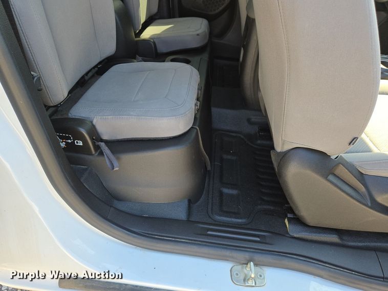 image for item EJ7427 2016 Chevrolet Colorado Ext. Cab pickup truck