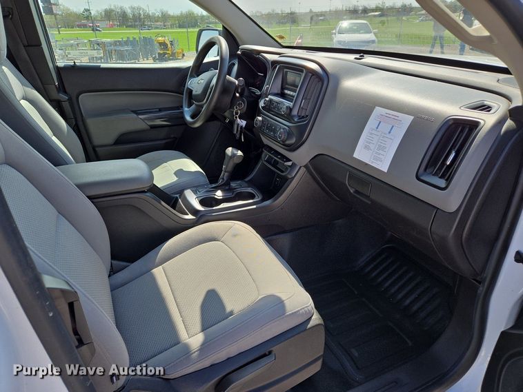 image for item EJ7427 2016 Chevrolet Colorado Ext. Cab pickup truck