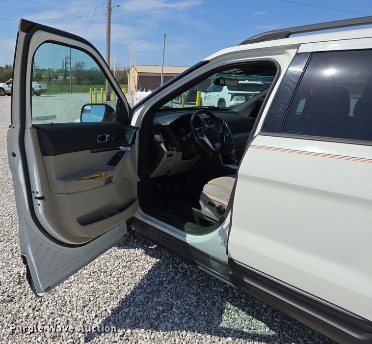 image for item EJ7428 2012 Ford Explorer SUV