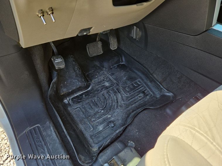 image for item EJ7428 2012 Ford Explorer SUV