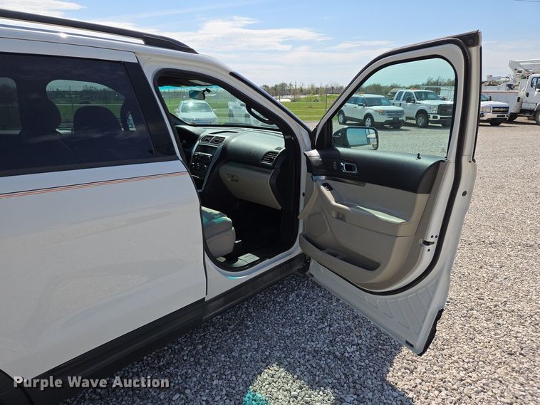 image for item EJ7428 2012 Ford Explorer SUV