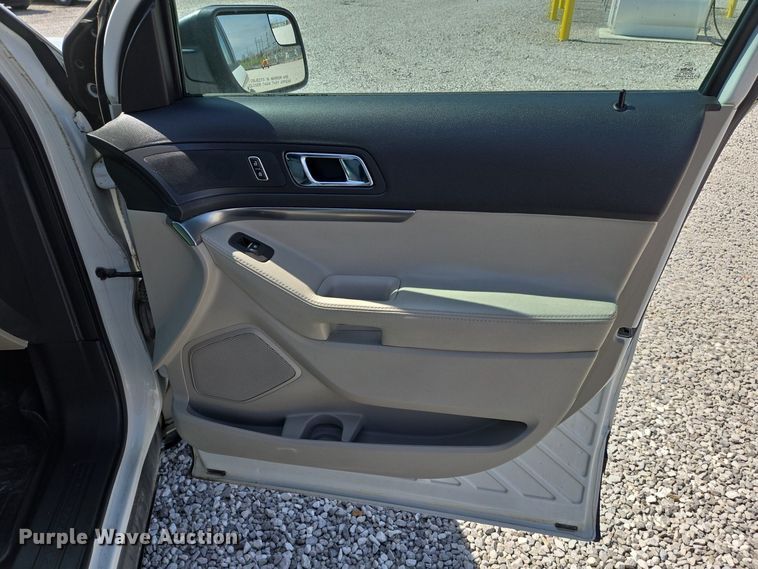 image for item EJ7428 2012 Ford Explorer SUV