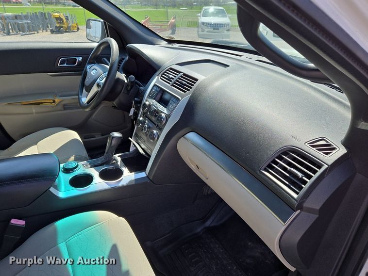 image for item EJ7428 2012 Ford Explorer SUV