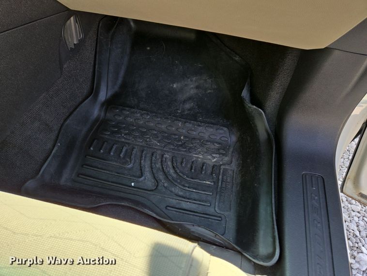 image for item EJ7428 2012 Ford Explorer SUV