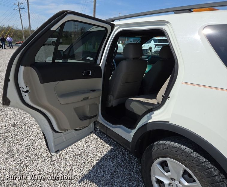 image for item EJ7428 2012 Ford Explorer SUV