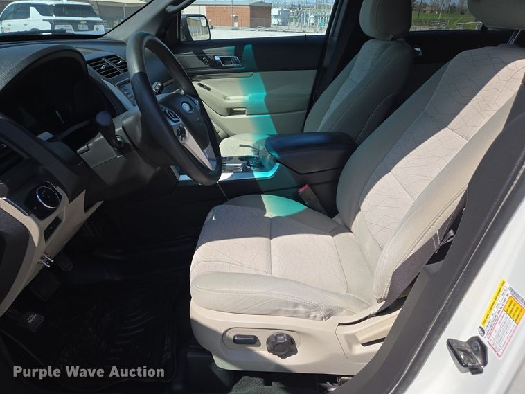 image for item EJ7429 2012 Ford Explorer SUV