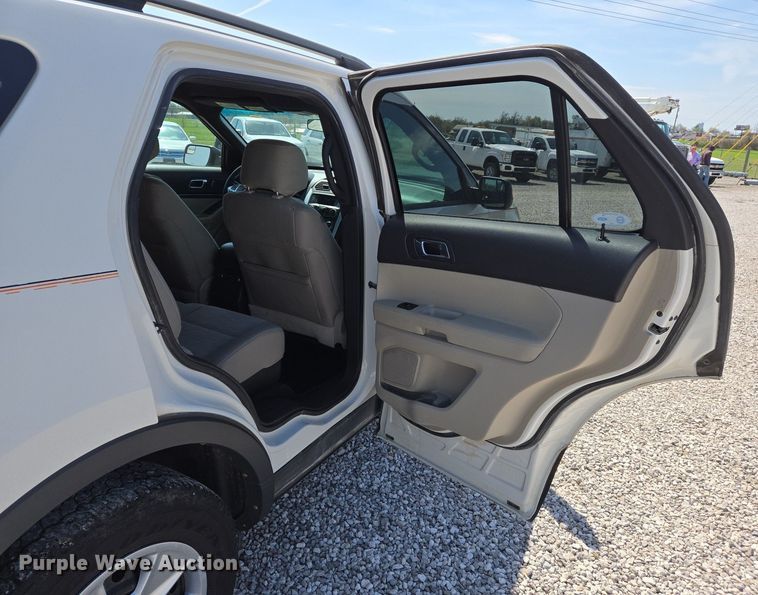 image for item EJ7429 2012 Ford Explorer SUV