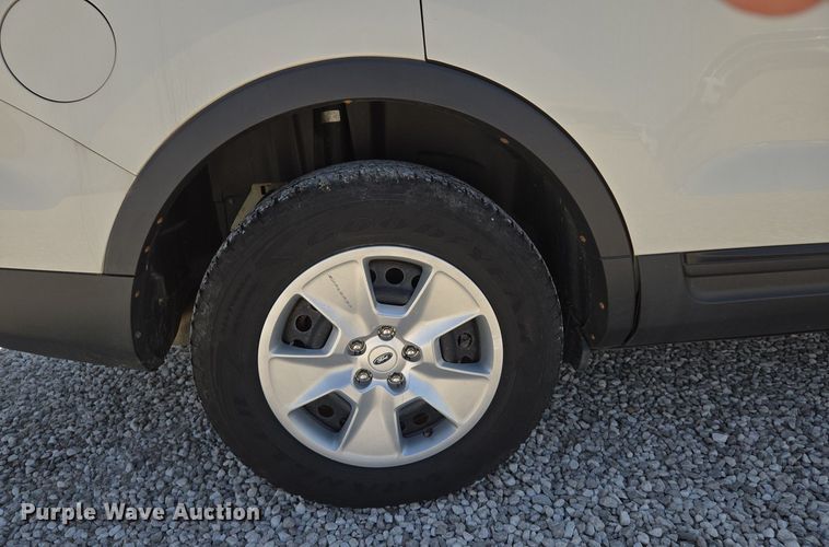 image for item EJ7429 2012 Ford Explorer SUV