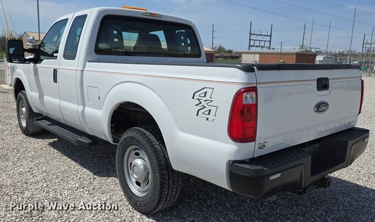image for item EJ7430 2014 Ford F250 Super Duty SuperCab pickup truck
