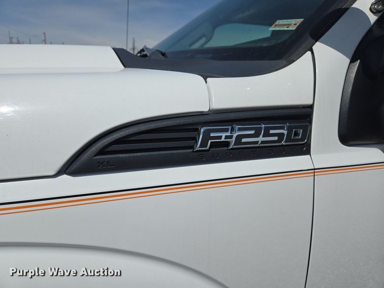 image for item EJ7430 2014 Ford F250 Super Duty SuperCab pickup truck