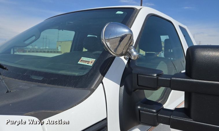 image for item EJ7430 2014 Ford F250 Super Duty SuperCab pickup truck