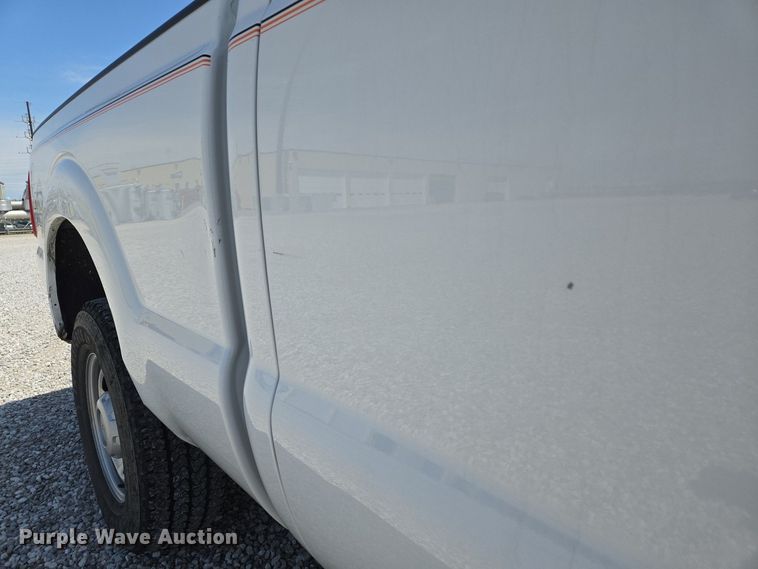image for item EJ7430 2014 Ford F250 Super Duty SuperCab pickup truck