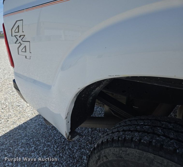 image for item EJ7430 2014 Ford F250 Super Duty SuperCab pickup truck