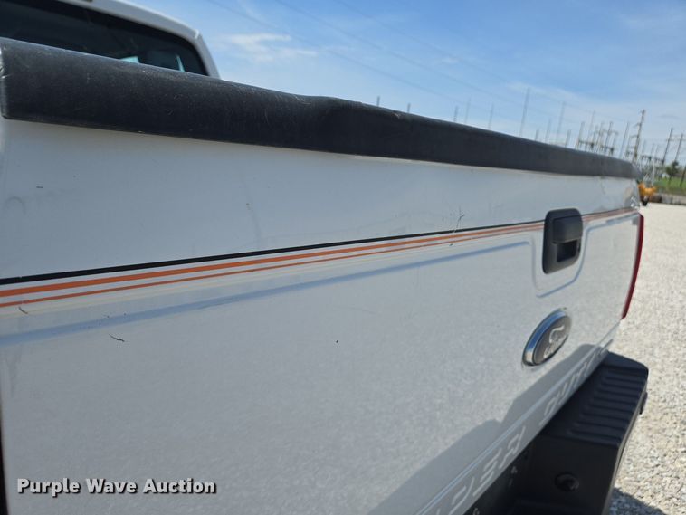 image for item EJ7430 2014 Ford F250 Super Duty SuperCab pickup truck