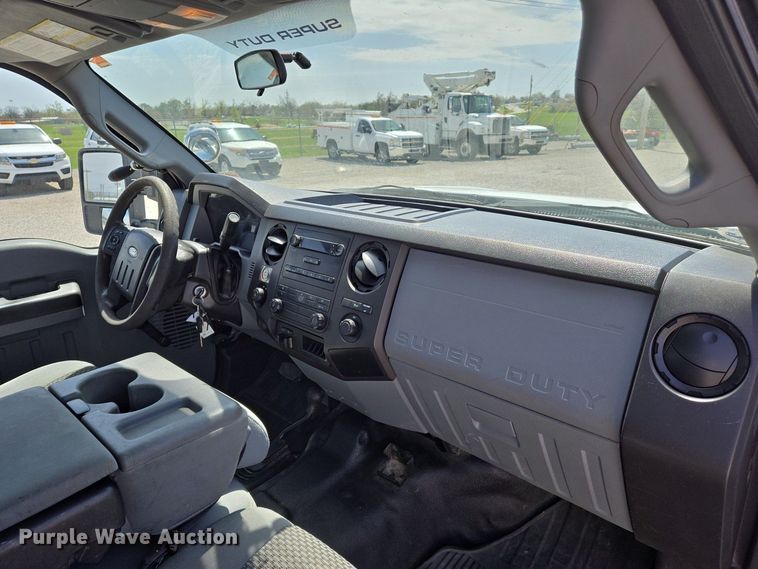image for item EJ7430 2014 Ford F250 Super Duty SuperCab pickup truck