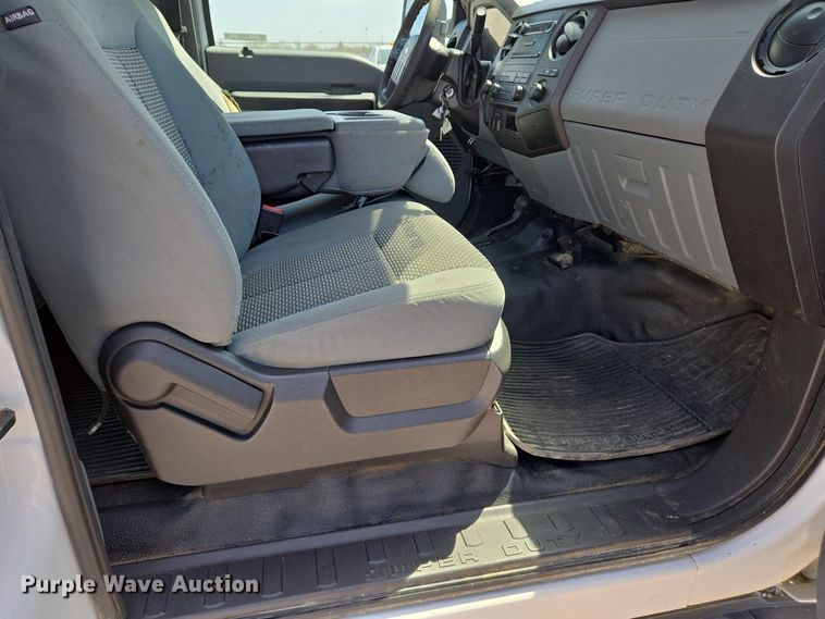 image for item EJ7430 2014 Ford F250 Super Duty SuperCab pickup truck