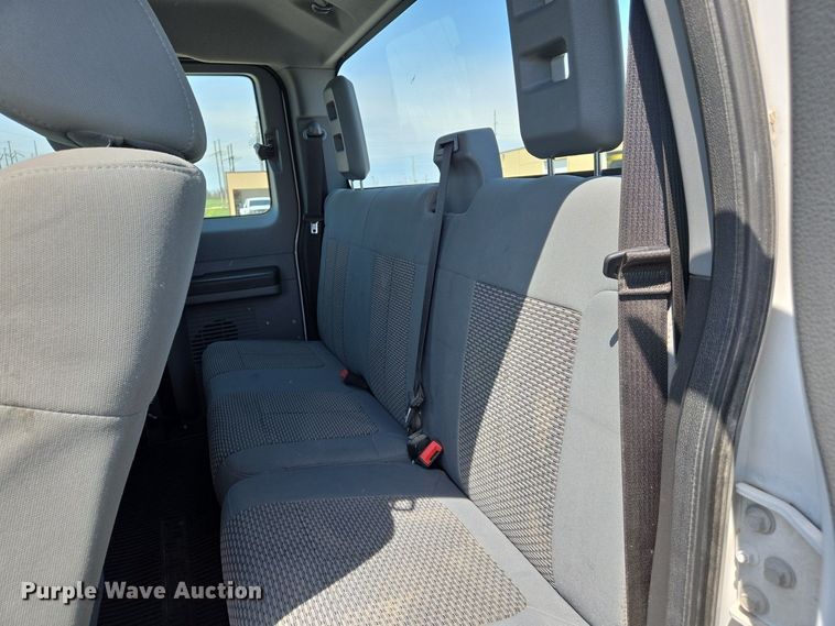 image for item EJ7430 2014 Ford F250 Super Duty SuperCab pickup truck