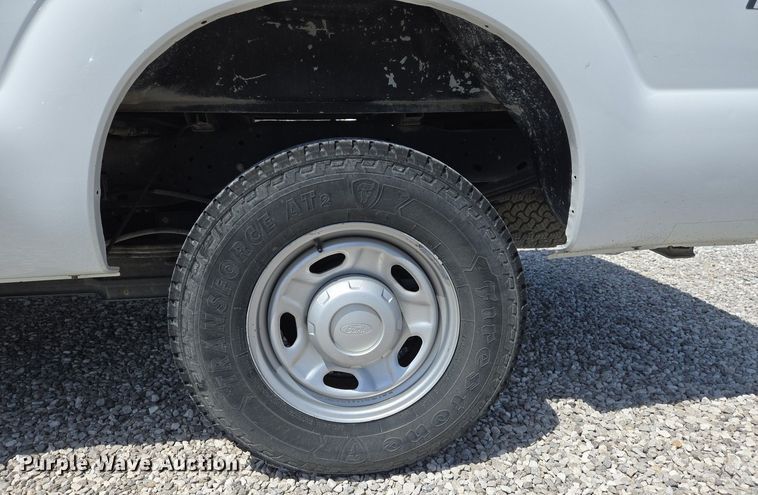 image for item EJ7430 2014 Ford F250 Super Duty SuperCab pickup truck