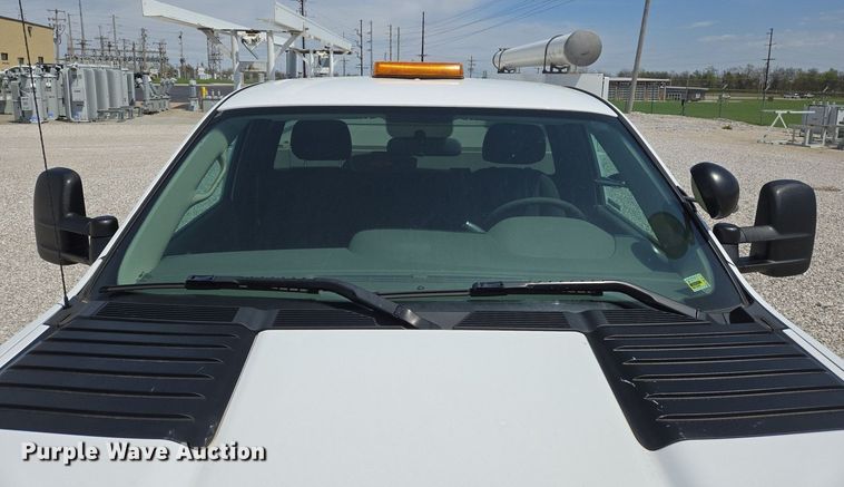 image for item EJ7431 2011 Chevrolet Silverado 2500HD utility bed pickup truck