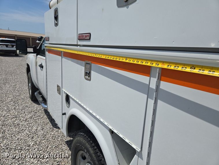 image for item EJ7431 2011 Chevrolet Silverado 2500HD utility bed pickup truck