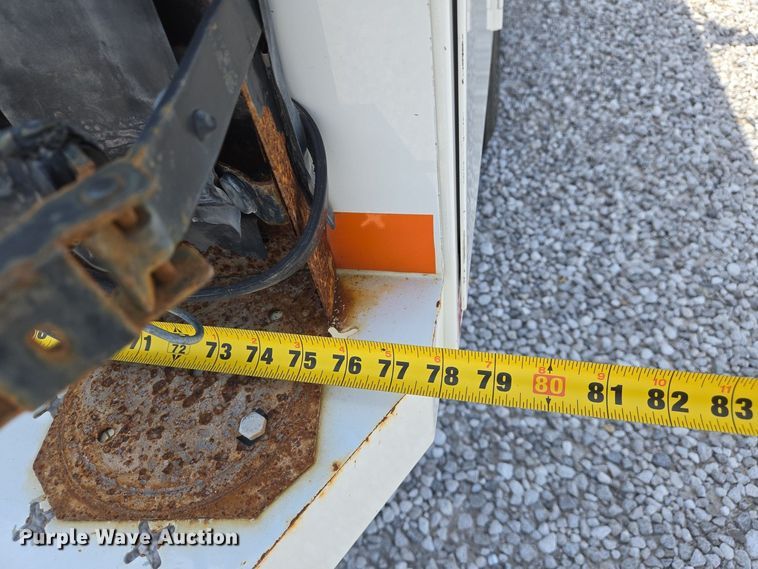 image for item EJ7431 2011 Chevrolet Silverado 2500HD utility bed pickup truck