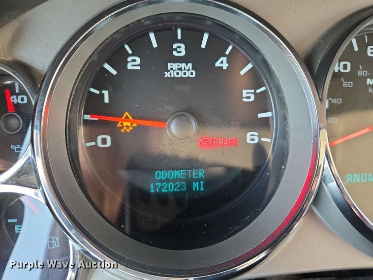 image for item EJ7431 2011 Chevrolet Silverado 2500HD utility bed pickup truck