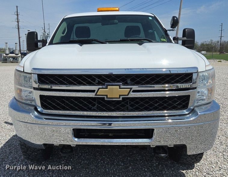 image for item EJ7432 2011 Chevrolet Silverado 2500HD pickup truck
