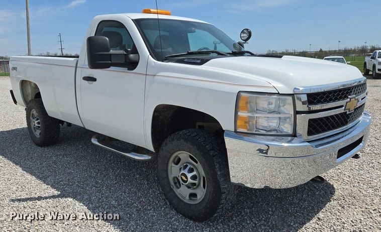 image for item EJ7432 2011 Chevrolet Silverado 2500HD pickup truck