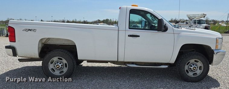 image for item EJ7432 2011 Chevrolet Silverado 2500HD pickup truck