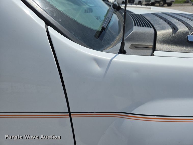 image for item EJ7432 2011 Chevrolet Silverado 2500HD pickup truck