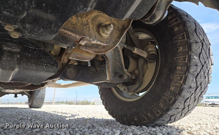 image for item EJ7432 2011 Chevrolet Silverado 2500HD pickup truck