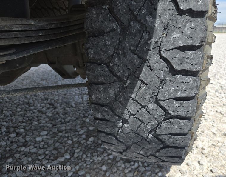 image for item EJ7432 2011 Chevrolet Silverado 2500HD pickup truck