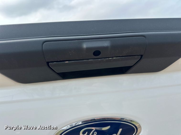 image for item EJ8516 2024 Ford F250 pickup truck bed