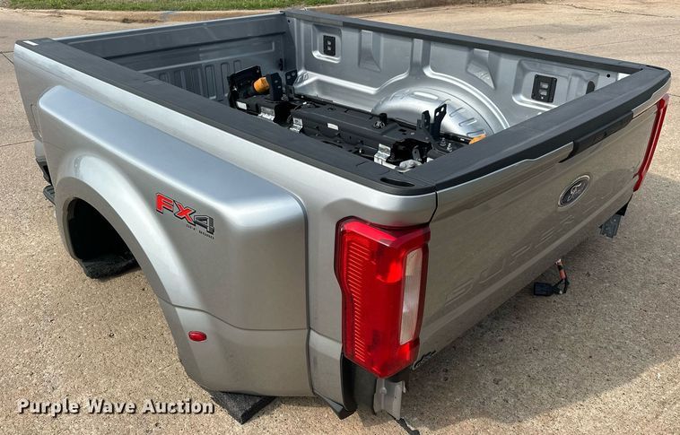 image for item EJ8517 2024 Ford F350 pickup truck bed