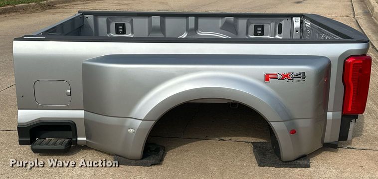 image for item EJ8517 2024 Ford F350 pickup truck bed