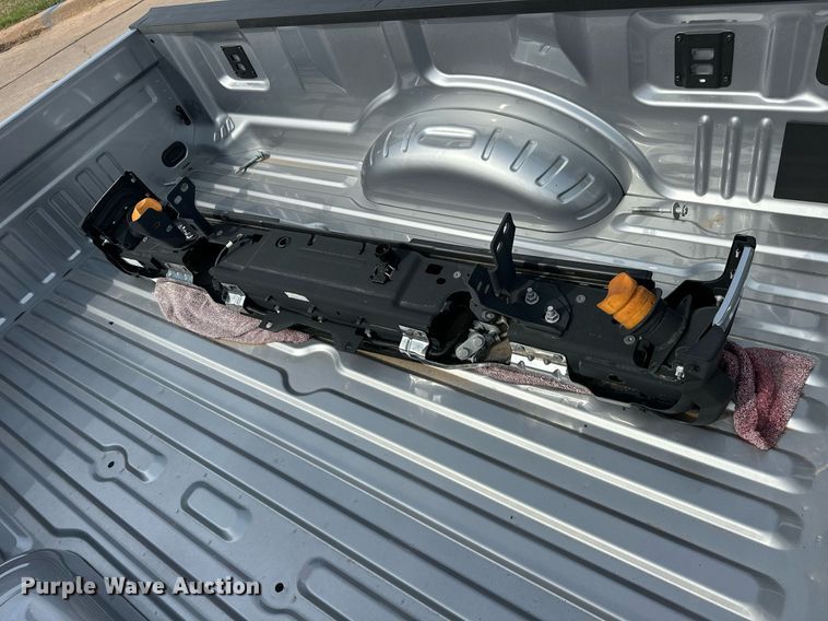 image for item EJ8517 2024 Ford F350 pickup truck bed