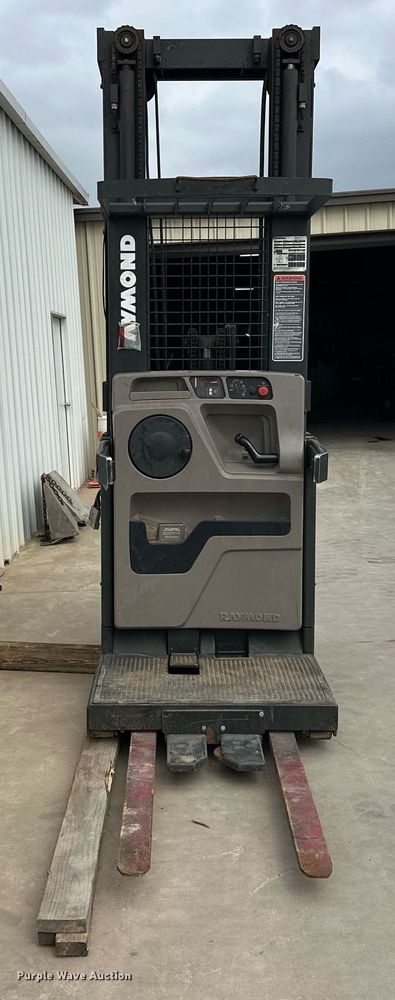 image for item EJ8518 Raymond EASI-OPC30TT order picker