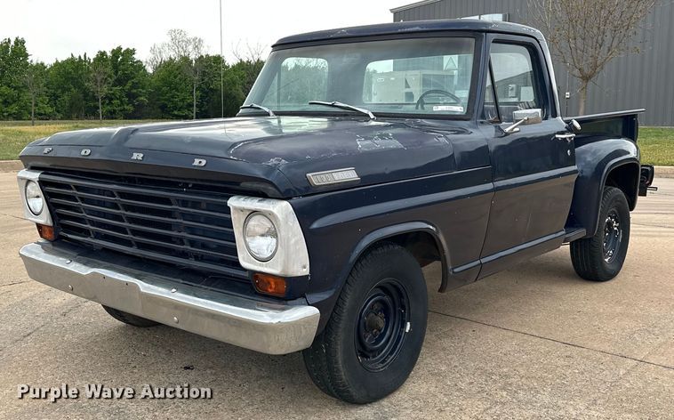 image for item EJ8521 1967 Ford F100 pickup truck