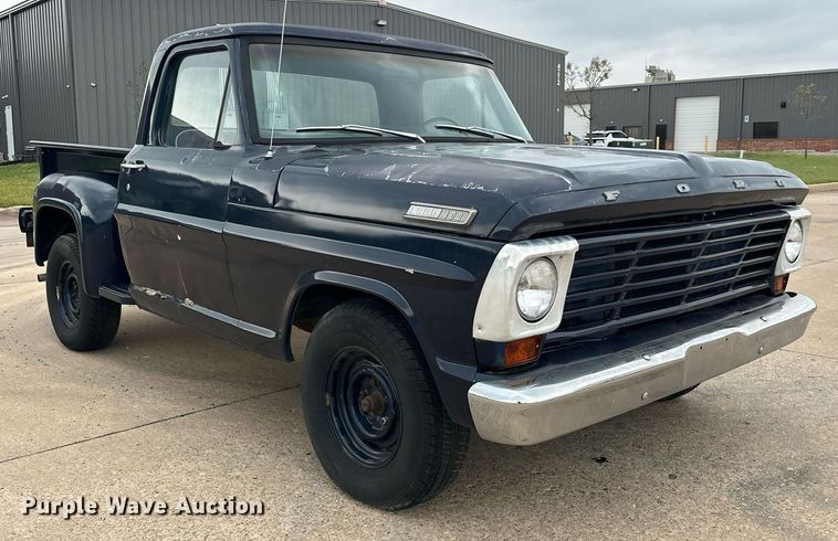 image for item EJ8521 1967 Ford F100 pickup truck