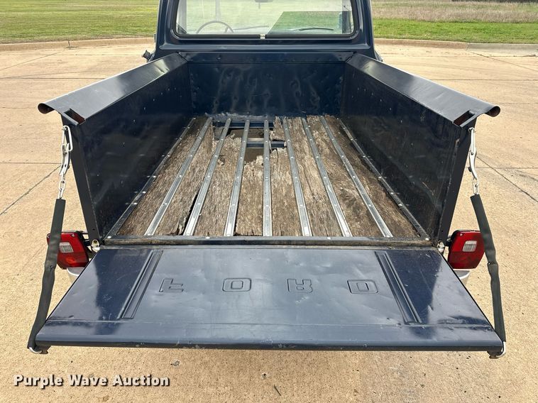 image for item EJ8521 1967 Ford F100 pickup truck