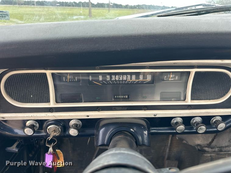 image for item EJ8521 1967 Ford F100 pickup truck