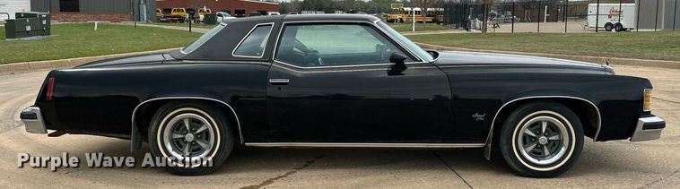 image for item EJ8522 1976 Pontiac Grand Prix 