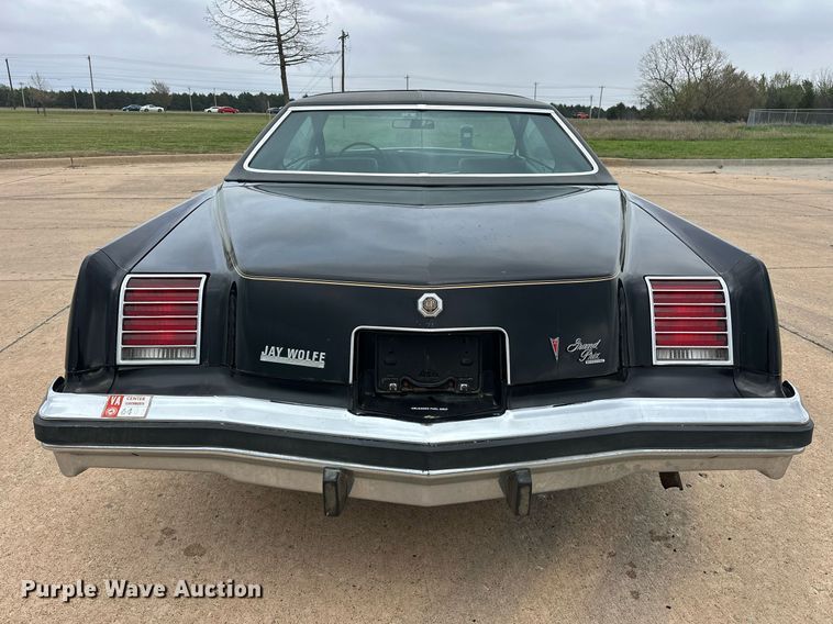 image for item EJ8522 1976 Pontiac Grand Prix 