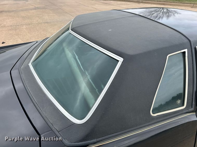 image for item EJ8522 1976 Pontiac Grand Prix 